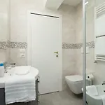 Prince Apartments * ונציה