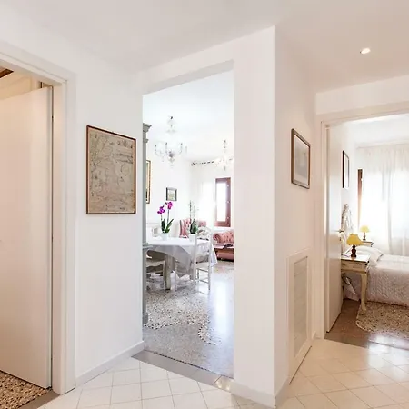 Daire Prince Apartments *