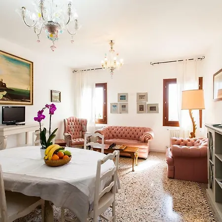 Lejlighed Prince Apartments