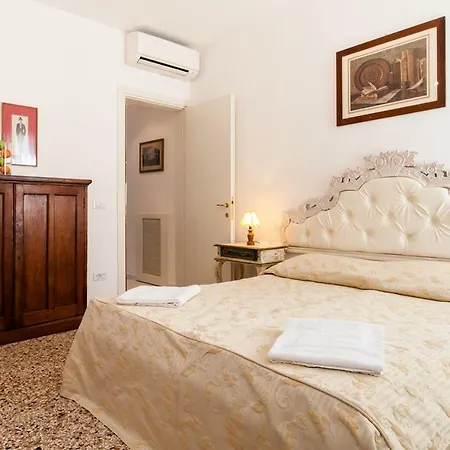 Lejlighed Prince Apartments