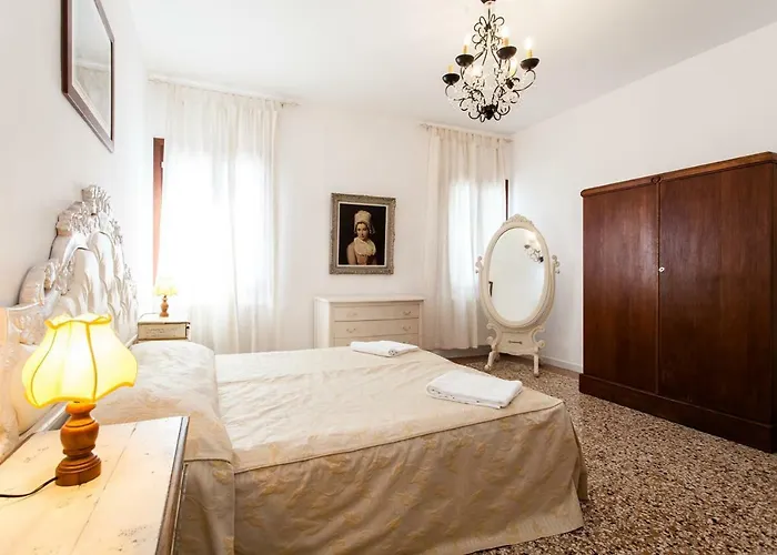 Prince Apartments Apartament