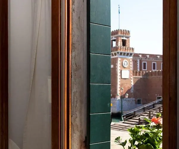 Prince Apartments Velence