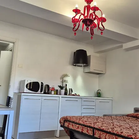 Prince Apartments Apartment